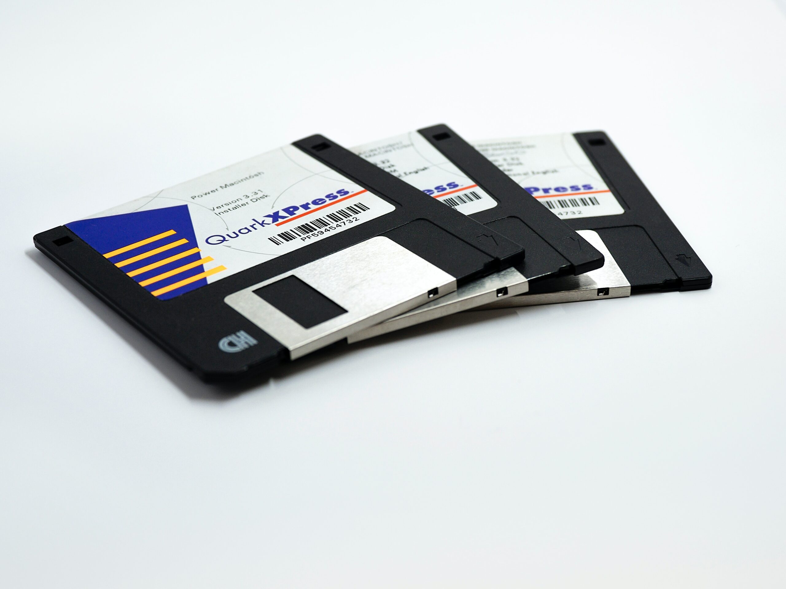 Floppy discs to represent data in the Oracle Cloud Autonomous Database
